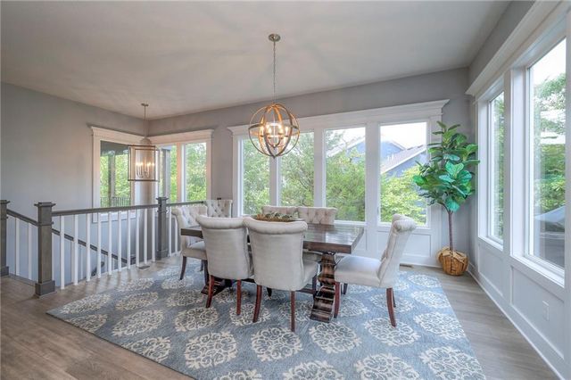 27492 W 100 Terrace, Olathe, KS 66061