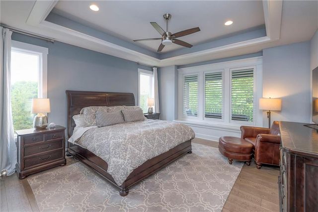 27492 W 100 Terrace, Olathe, KS 66061