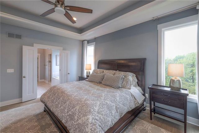 27492 W 100 Terrace, Olathe, KS 66061