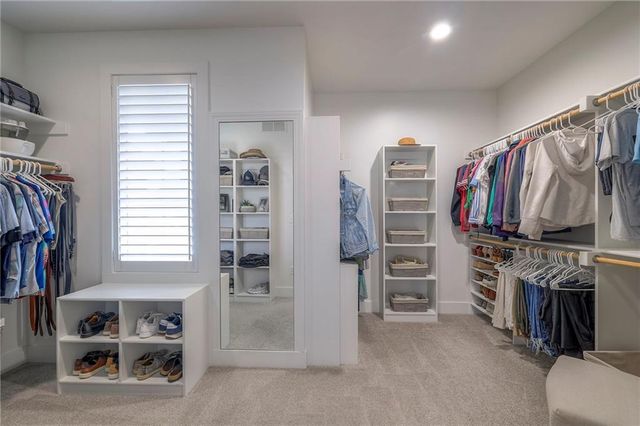 27492 W 100 Terrace, Olathe, KS 66061