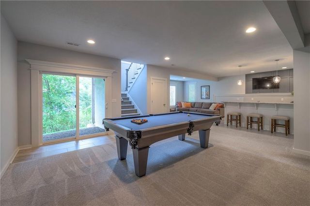 27492 W 100 Terrace, Olathe, KS 66061