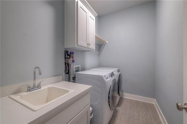 27492 W 100 Terrace, Olathe, KS 66061