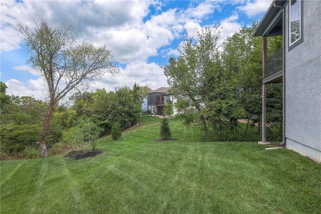 27492 W 100 Terrace, Olathe, KS 66061