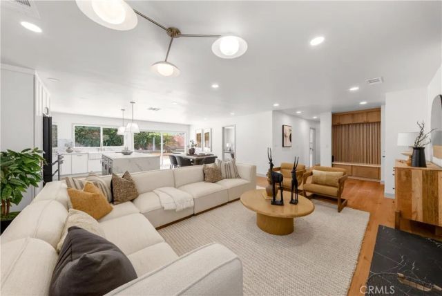 1691 Bullard, Santa Ana, CA 92705