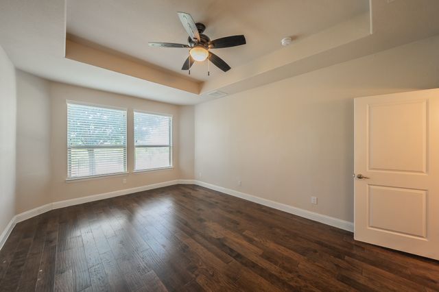 15505 Bluffdale Drive, Fort Worth, TX 76262