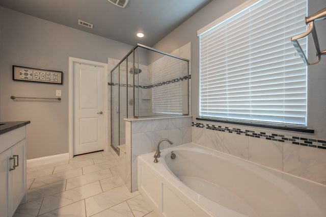 15505 Bluffdale Drive, Fort Worth, TX 76262