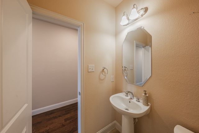 15505 Bluffdale Drive, Fort Worth, TX 76262