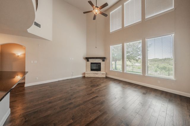 15505 Bluffdale Drive, Fort Worth, TX 76262