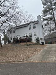 1081 Dassow Court, Alpharetta, GA 30009