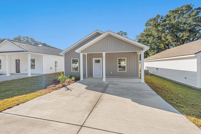 591 Brock Avenue, Crestview, FL 32539
