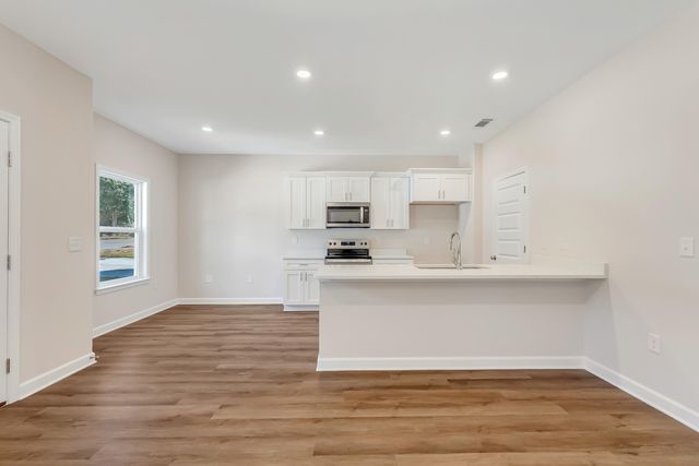 591 Brock Avenue, Crestview, FL 32539