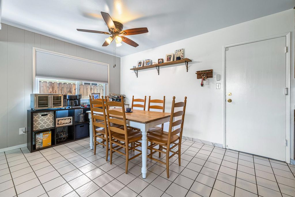 Image 15 of property listing at 1310 E Sample Avenue, Fresno, CA 93710