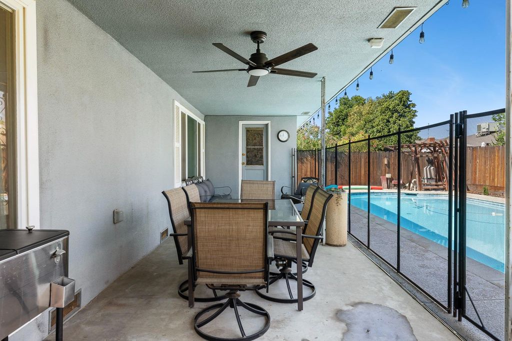 Image 33 of property listing at 1310 E Sample Avenue, Fresno, CA 93710