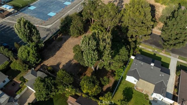 1517 Freeman, Santa Ana, CA 92706