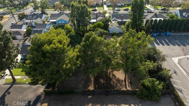 1517 Freeman, Santa Ana, CA 92706