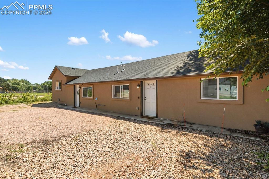 303 W 7th Street, Florence, CO 81226 — photo 2