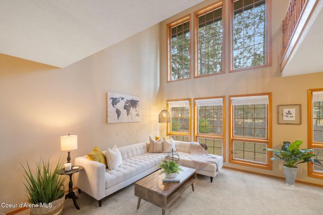 1280 E Glenmore CT, Hayden, ID 83835