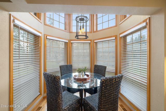 1280 E Glenmore CT, Hayden, ID 83835