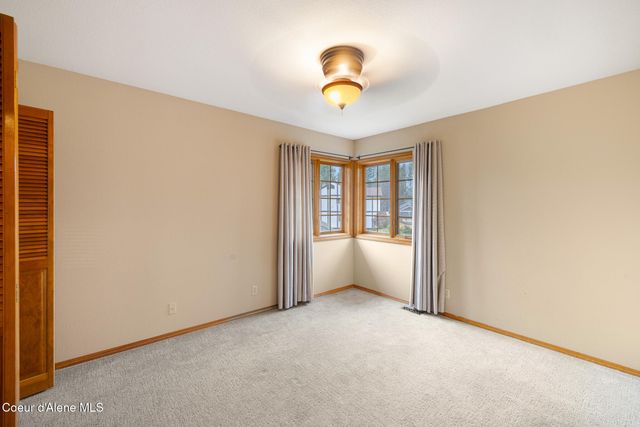 1280 E Glenmore CT, Hayden, ID 83835