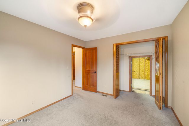 1280 E Glenmore CT, Hayden, ID 83835