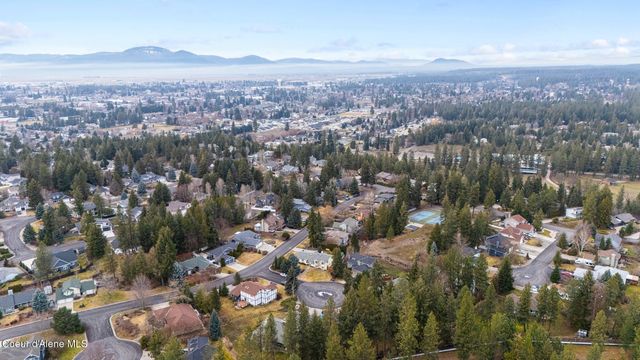 1280 E Glenmore CT, Hayden, ID 83835