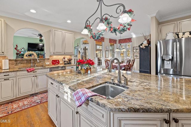 7110 Moresham Way, Wake Forest, NC 27587