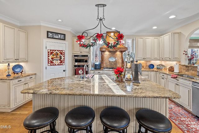 7110 Moresham Way, Wake Forest, NC 27587