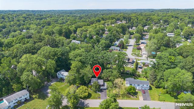 241 Ellin, Park Ridge, NJ 07656