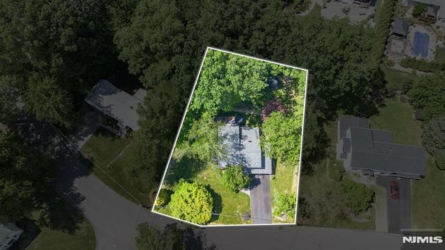 241 Ellin, Park Ridge, NJ 07656