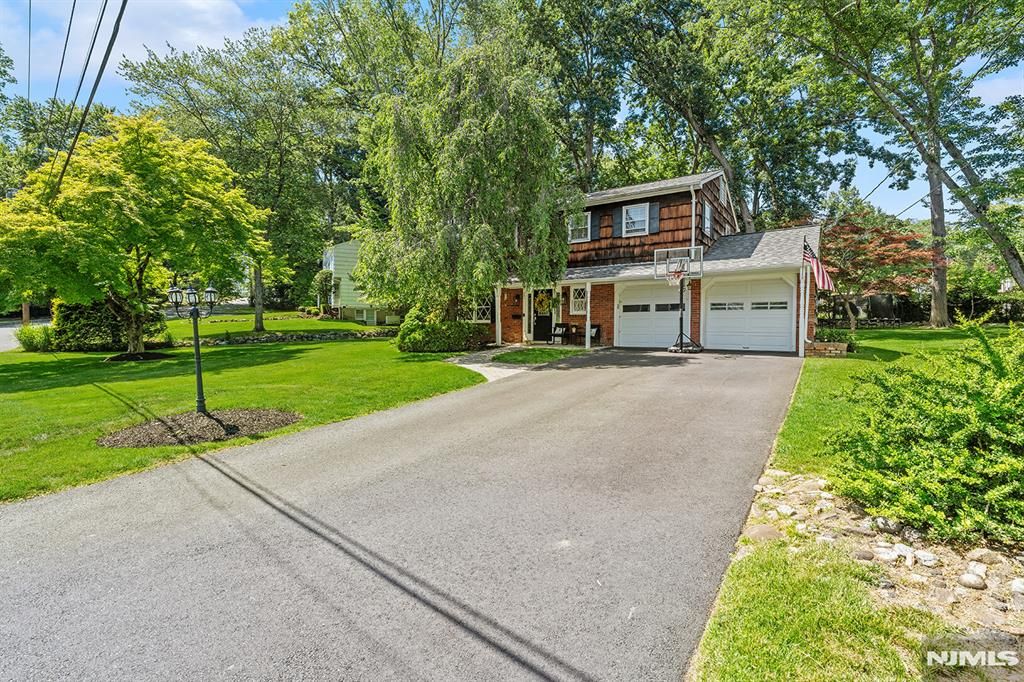 241 Ellin, Park Ridge, NJ 07656