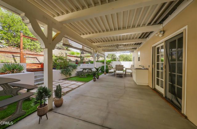 251 S Skyline Drive, Thousand Oaks, CA 91361