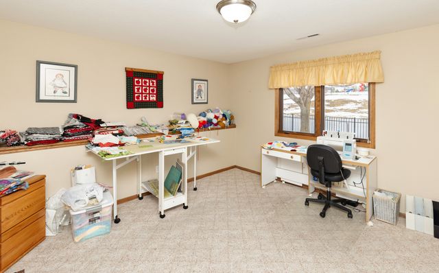 15805 Aurora Avenue, Urbandale, IA 50323