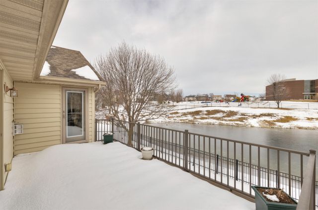 15805 Aurora Avenue, Urbandale, IA 50323