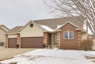 15805 Aurora Avenue, Urbandale, IA 50323