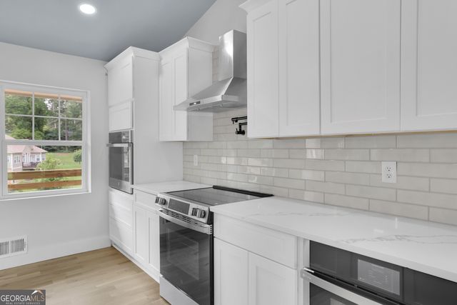 4255 Glenda Drive, College Park, GA 30337