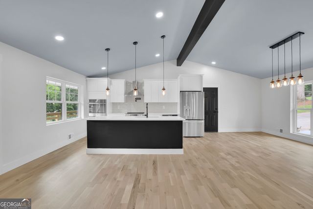 4255 Glenda Drive, College Park, GA 30337