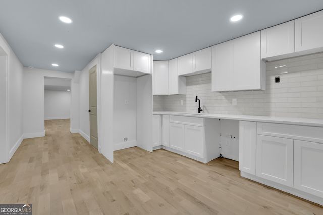 4255 Glenda Drive, College Park, GA 30337