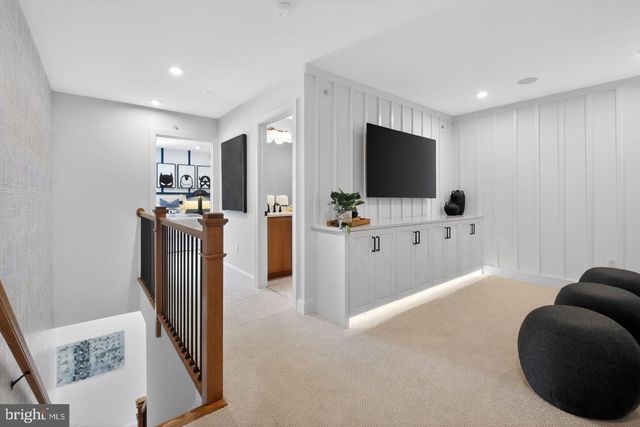3024 NORTH CIDER DR, Whitehall, PA 18052