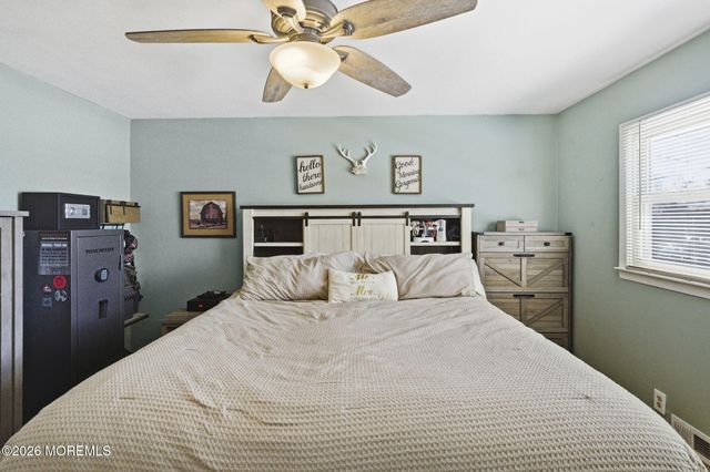 1427 Seminole Road, North Brunswick, NJ 08902