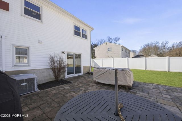 1427 Seminole Road, North Brunswick, NJ 08902