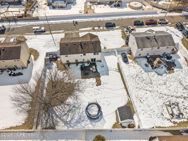 1427 Seminole Road, North Brunswick, NJ 08902