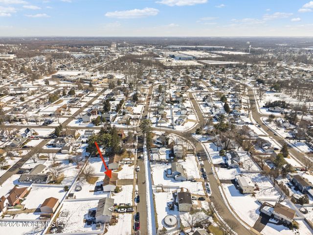 1427 Seminole Road, North Brunswick, NJ 08902