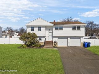 1427 Seminole Road, North Brunswick, NJ 08902