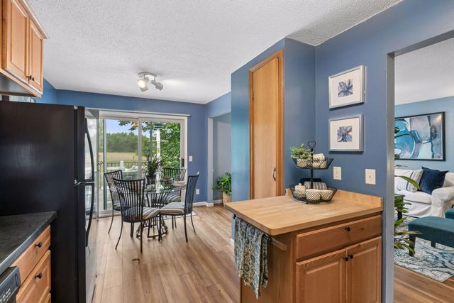 2146 202nd Avenue NW, Oak Grove, MN 55011