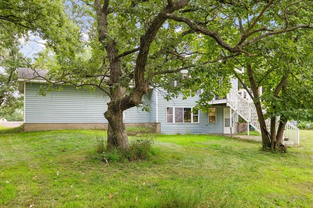2146 202nd Avenue NW, Oak Grove, MN 55011