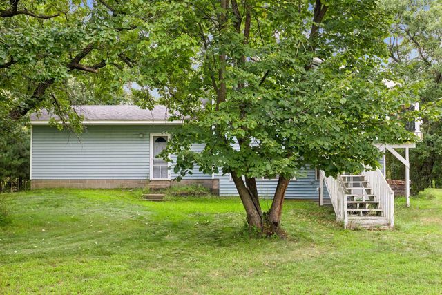 2146 202nd Avenue NW, Oak Grove, MN 55011