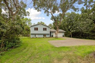 2146 202nd Avenue NW, Oak Grove, MN 55011