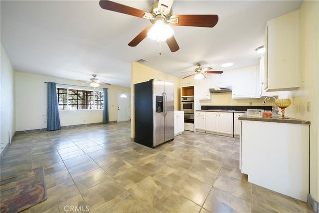 11020 Viento Pl, Apple Valley, CA 92308