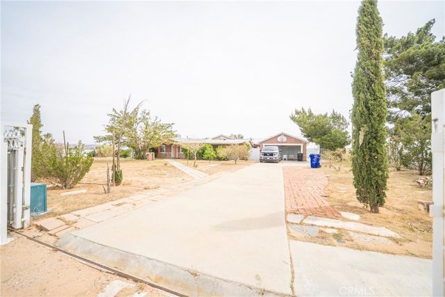 11020 Viento Pl, Apple Valley, CA 92308