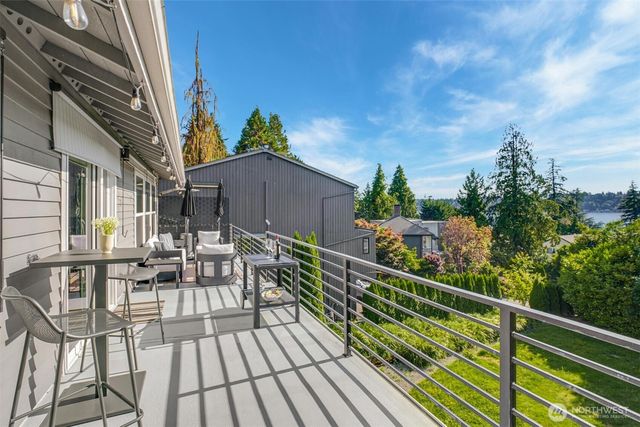 6065 NE 135th Street, Kirkland, WA 98034